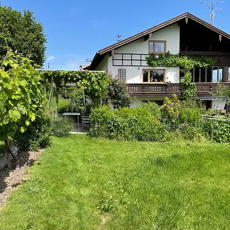 Am Weinberg Apartment Rimsting